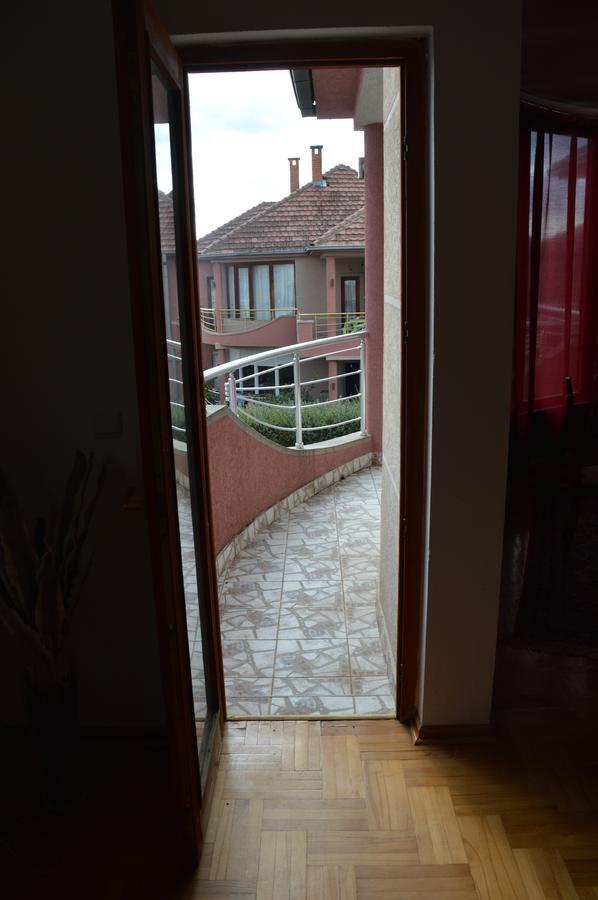 Ni Poseidon Apartment מראה חיצוני תמונה